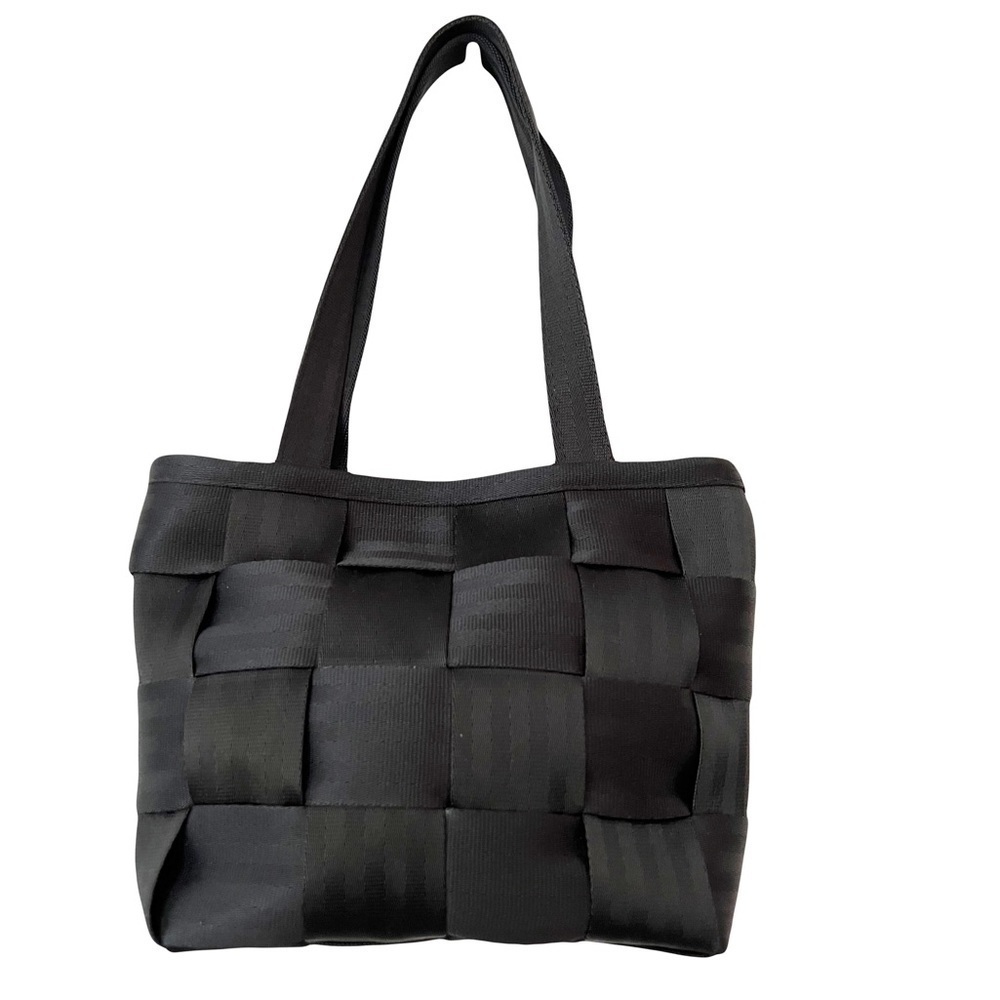 Harvey’s The Original Seatbelt Bag Small Black Bag